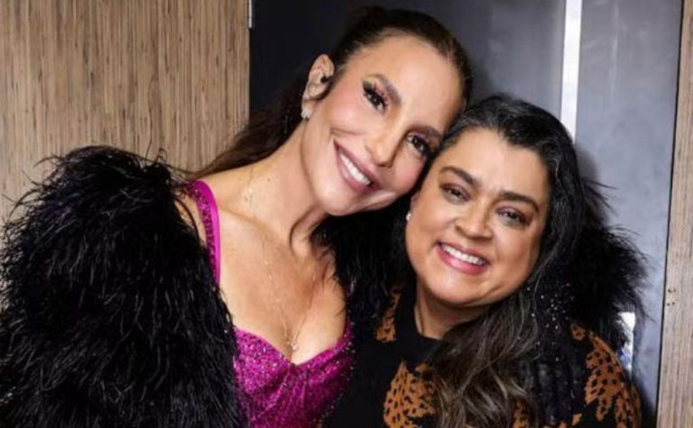 Ivete chora em primeiro show após morte de Preta Gil
