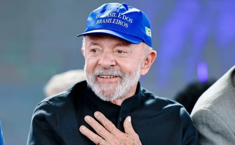 Lula critica jornada 6×1 e defende escala de trabalho “mais flexível”