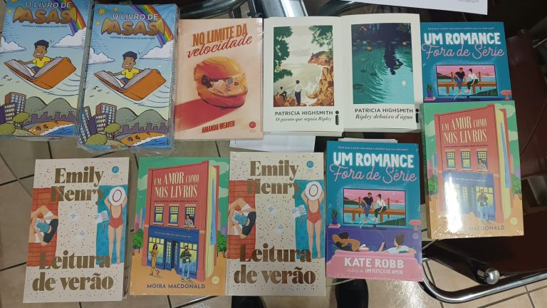 Mais sorteio de livros para os assinantes de A Tribuna
