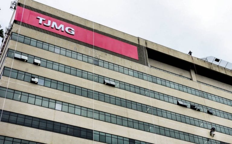 Médico é condenado por crimes sexuais contra pacientes com câncer em MG