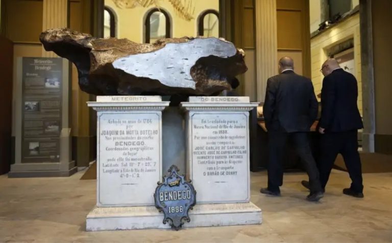 Museu Nacional reabre ao público sete anos após incêndio