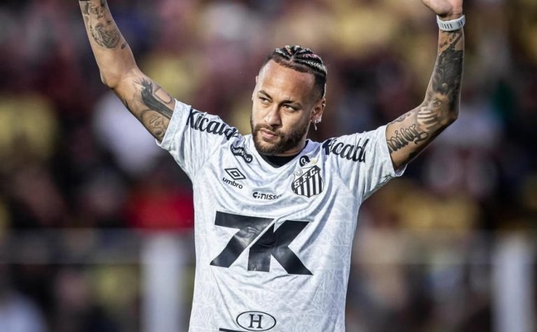 Neymar pode voltar a jogar por 90 minutos em três partidas seguidas após dois anos
