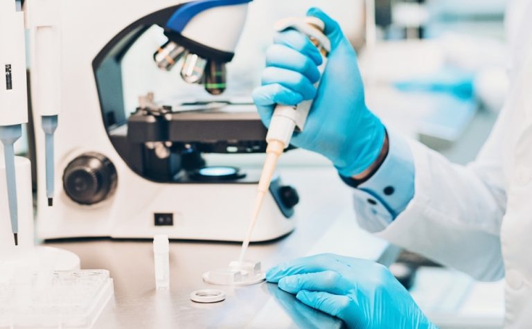 Nova técnica de fertilização gera bebês sem doenças hereditárias