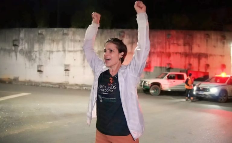 Personal trainer corre 108 km em Ibiraçu para incentivar as mulheres