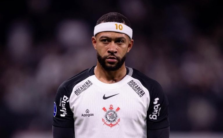 Pichação na sede do Corinthians exalta Neto e ataca Memphis