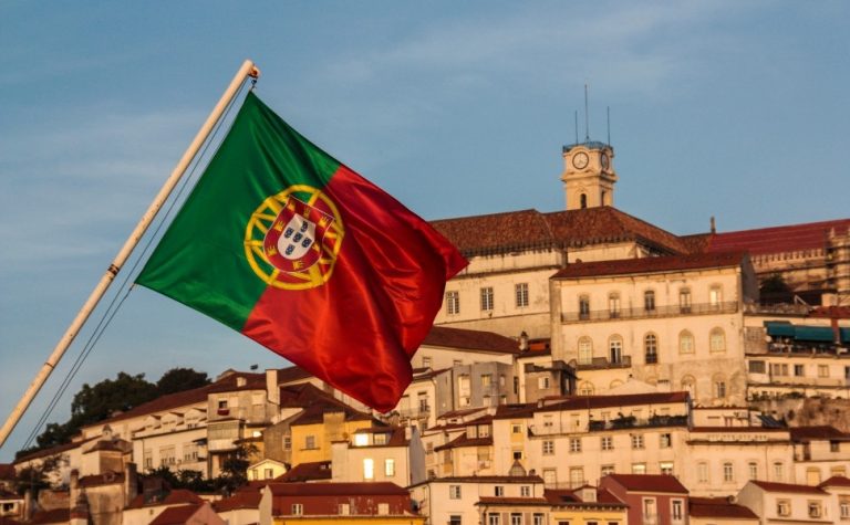 Portugal assina lei que cria ‘Polícia de Estrangeiros’; veja o que muda