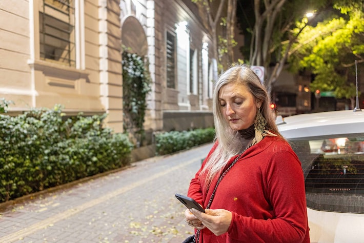 ‘Precisei usar apps com carros blindados para me sentir segura’, diz vítima de roubo na Faria Lima