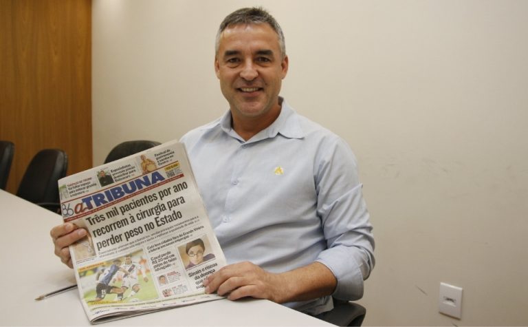 Quatro cupons para concorrer a prêmios no Jornal A Tribuna desta quinta-feira