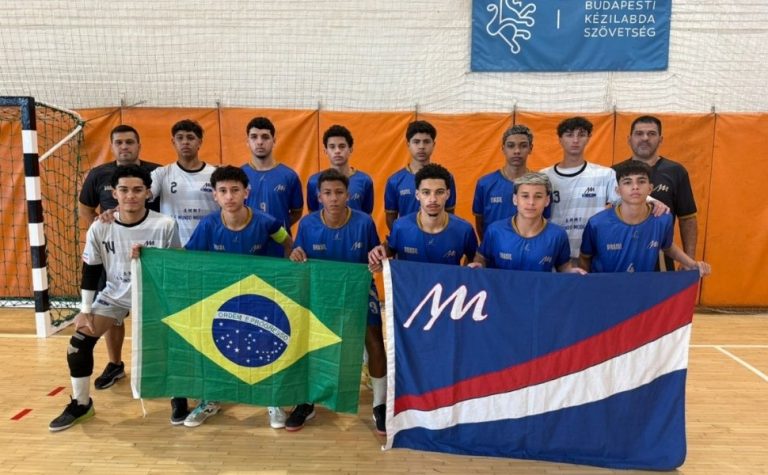 Time de Cariacica decide o título de torneio escolar internacional em Budapeste