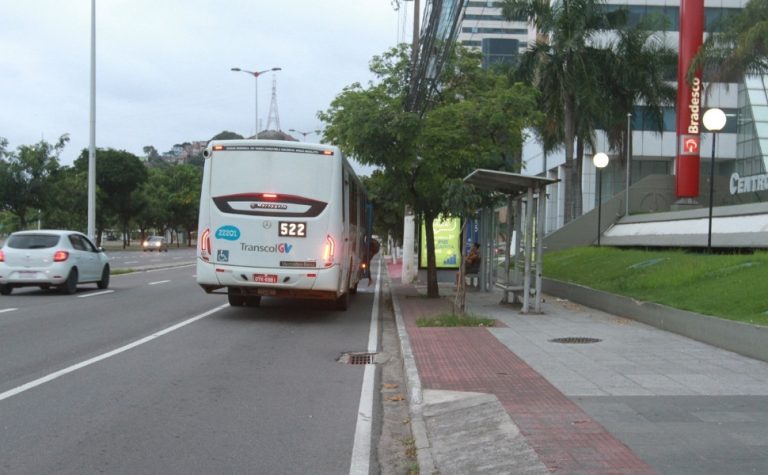 Trânsito em Vitória sofre alterações durante prova de triathlon neste domingo