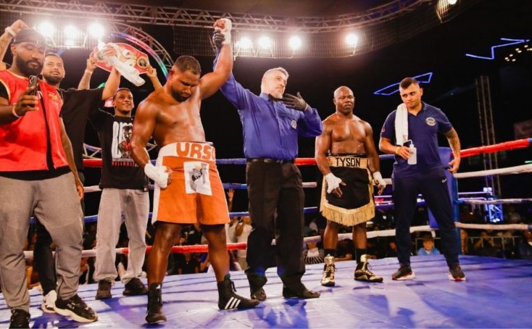 Urso entre os melhores boxeadores da América Latina