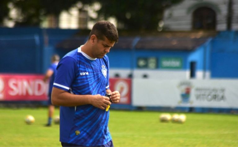 Vitória e Real abrem as semifinais da Copa Espírito Santo