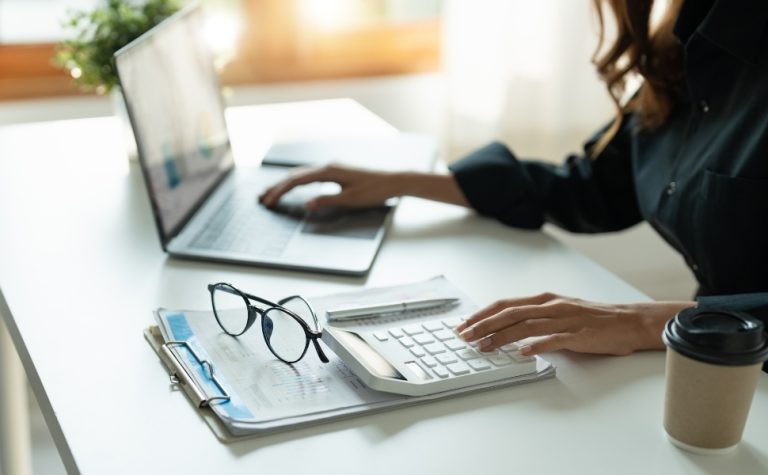 2.600 demitidos viram empresários todo mês no ES