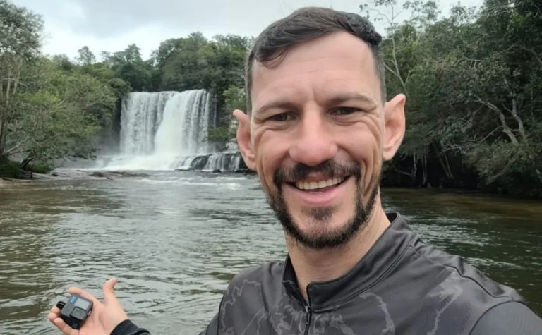 Alex Tibola, brasileiro que deu a volta ao mundo de moto, morre em colisão no Chile