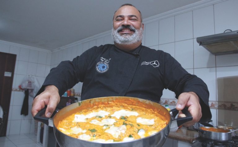 Aprenda a fazer uma Lasanha de Camarão que não precisa ir ao forno