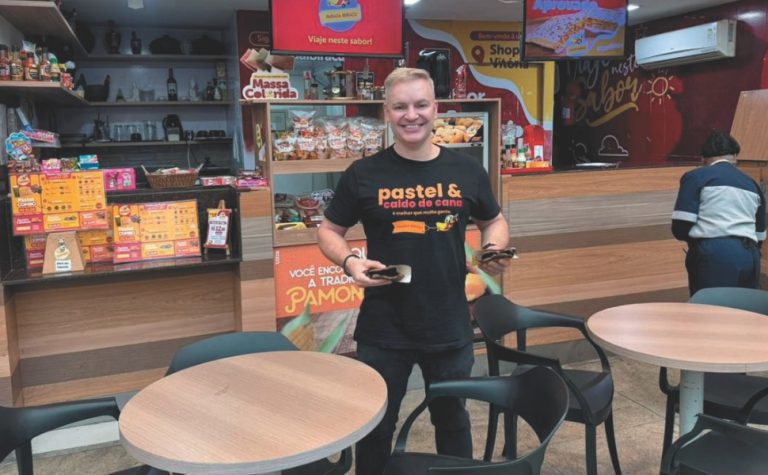 Até pastel de chocolate com doce de jaca em festival de Ibiraçu