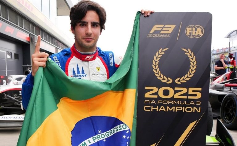 Brasileiro Rafael Câmara vence na Hungria e é campeão mundial de Fórmula 3