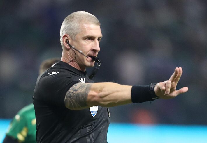CBF define Anderson Daronco como árbitro da partida de volta entre Palmeiras e Corinthians
