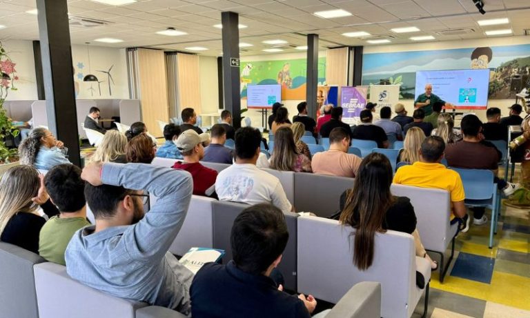 Caruaru: capacitação gratuita em oratória, licitações e desenvolvimento territorial