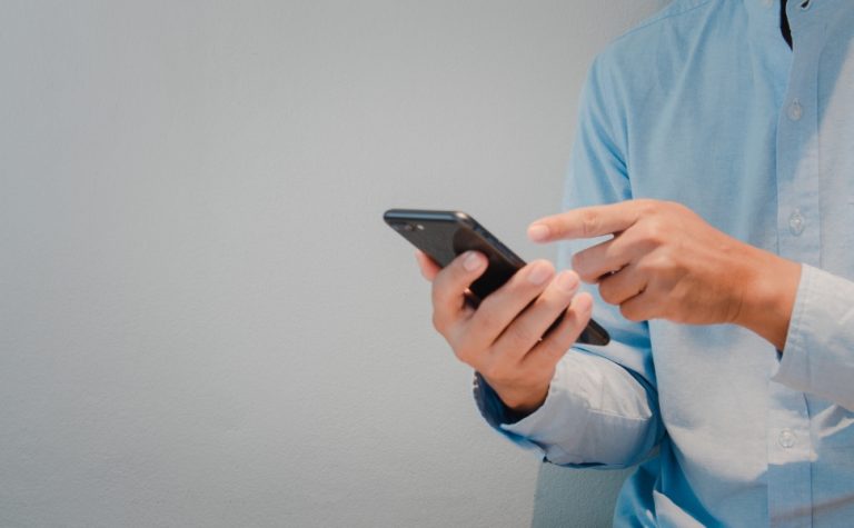 Denúncias pelo Disque 100 de pedofilia na internet aumentam em agosto