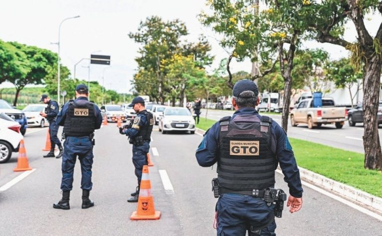 Guarda de Vitória alerta para placas de veículos vendidas pela internet