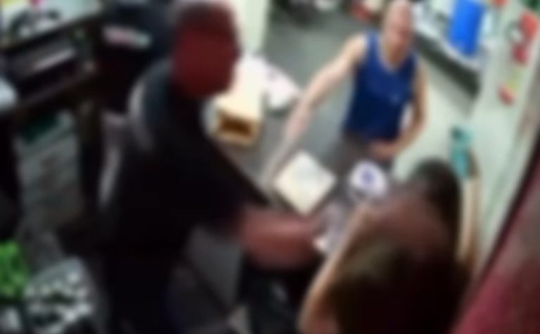 Dono de pizzaria é preso após agredir a filha no estabelecimento em Vitória