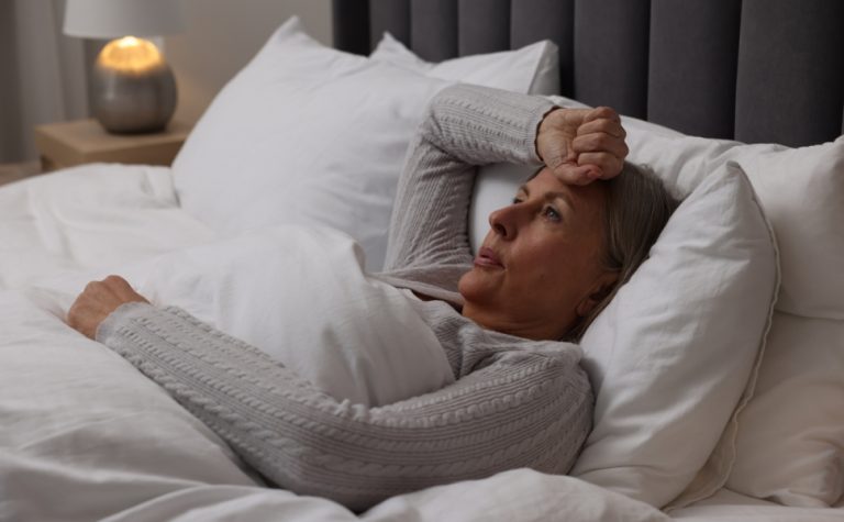 Especialistas explicam os desafios da menopausa, enfrentada por 250 mil mulheres