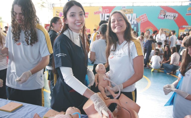 Feira de profissões para ajudar na escolha da carreira