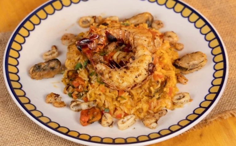 Gastronomia, música e cultura em Itaúnas