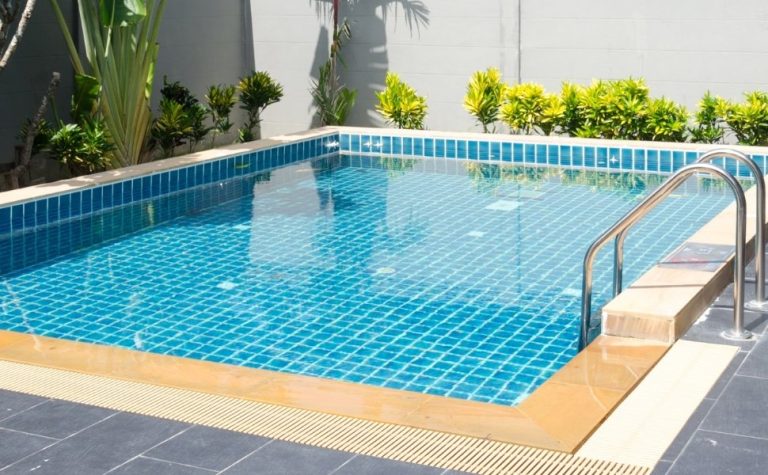 Hóspede vai receber pensão vitalícia após ficar tetraplégico em piscina de hotel