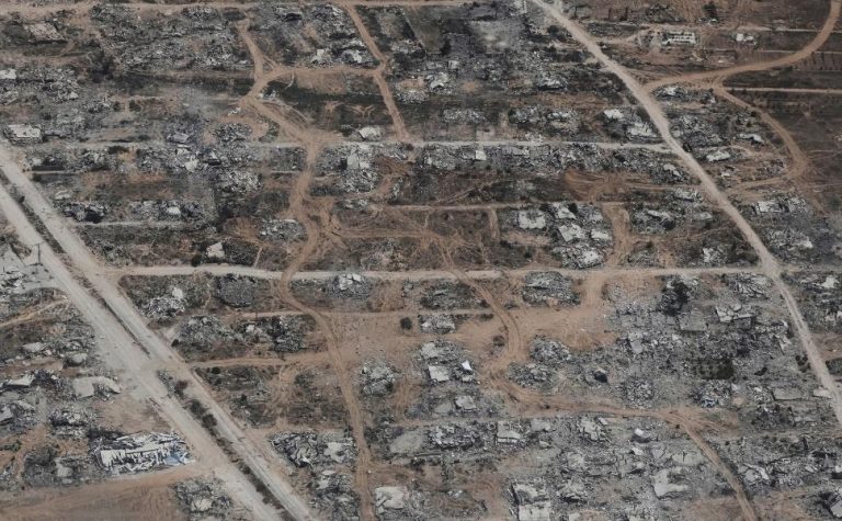 Israel aprova plano para tomar a Cidade de Gaza, em nova escalada da guerra