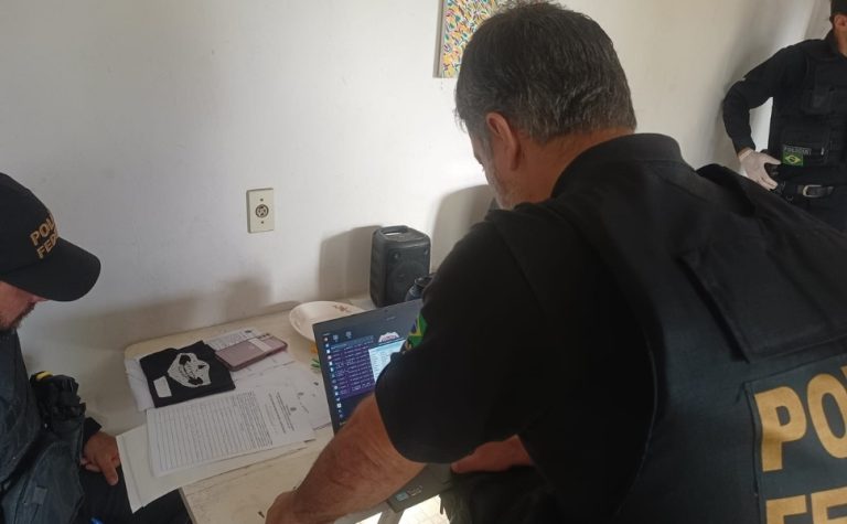 Jovem do ES é preso pela PF por cometer crimes contra menores através da internet