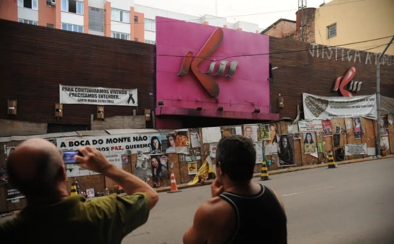 Justiça reduz penas de condenados pelo incêndio na boate Kiss