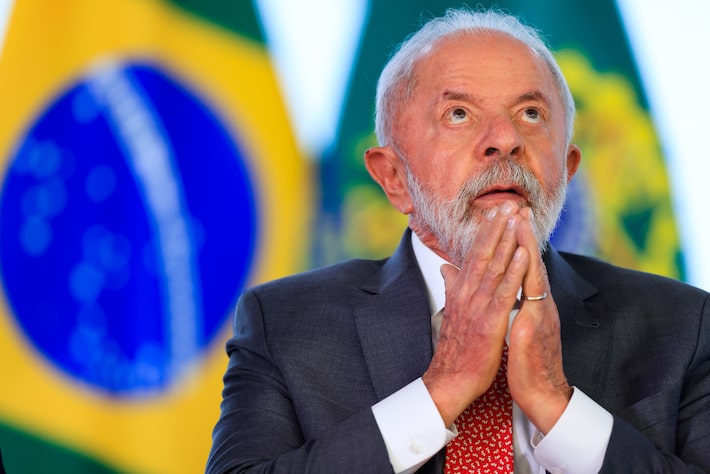 Lula brinca sobre situação do Corinthians: ‘Como virou essa baderna?’