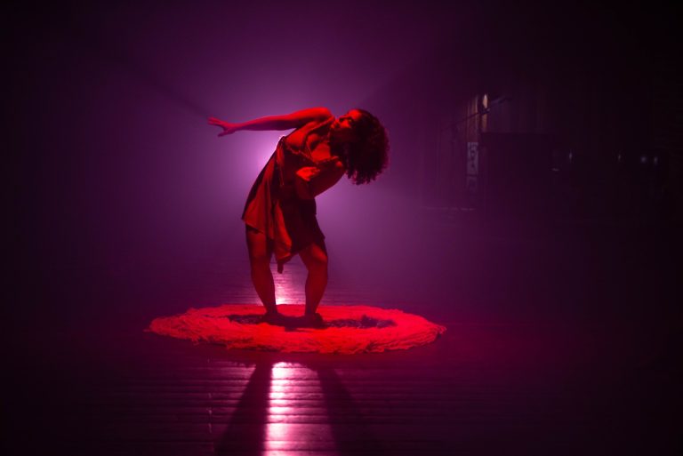 Mulheres em Fio: inscrições abertas para oficina de dança gratuita no Recife