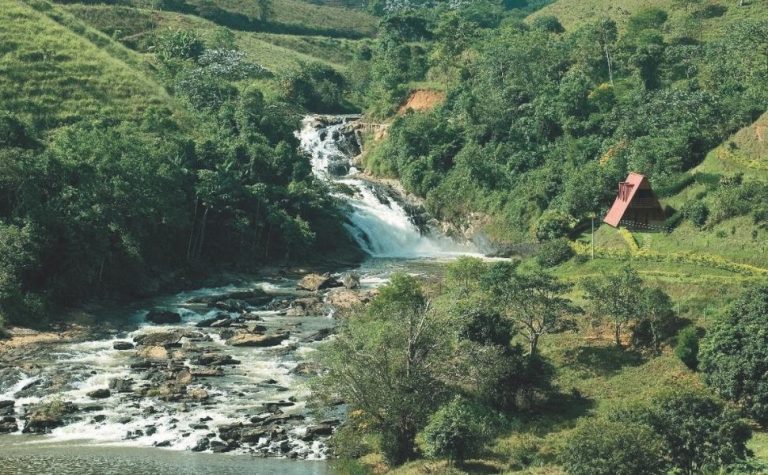 Paisagens de tirar o fôlego e gastronomia em Ibitirama, no Caparaó Capixaba