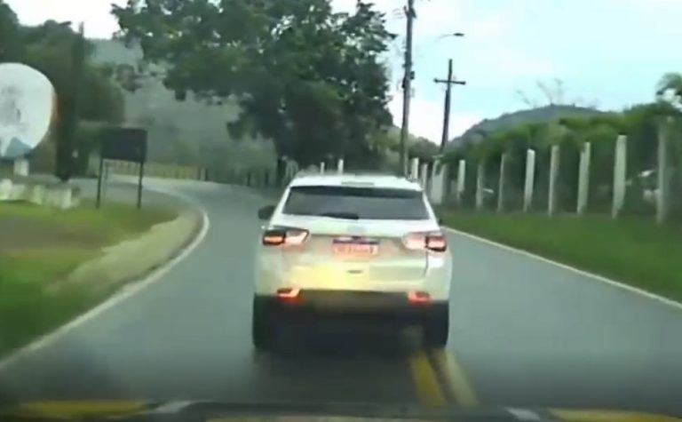 Polícia prende foragido e recupera veículo roubado após perseguição na BR-101 no ES