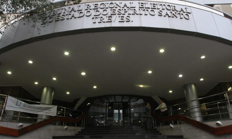 Recontagem de votos proclama nova vereadora em Guarapari