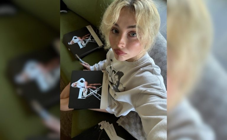 Sabrina Carpenter lança o álbum ‘Man’s Best Friend’