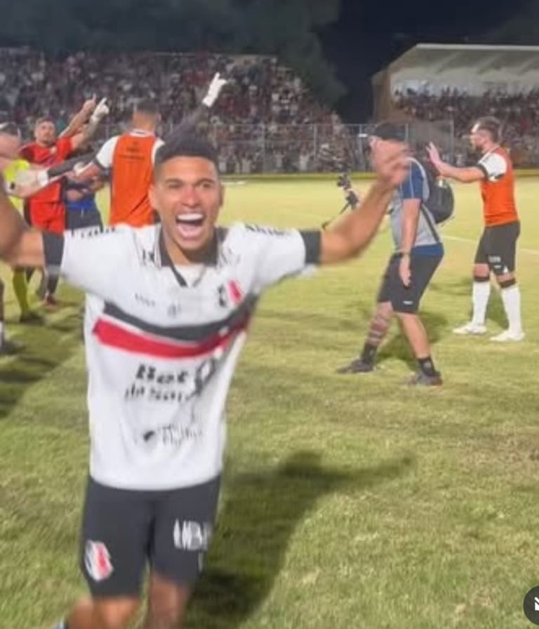 Santa Cruz se classifica nos pênaltis. Rokenedy foi herói da partida contra o Altos