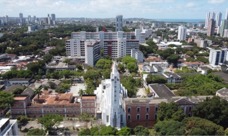 Unicap lança processo seletivo para concessão de 527 bolsas de estudo em 24 cursos