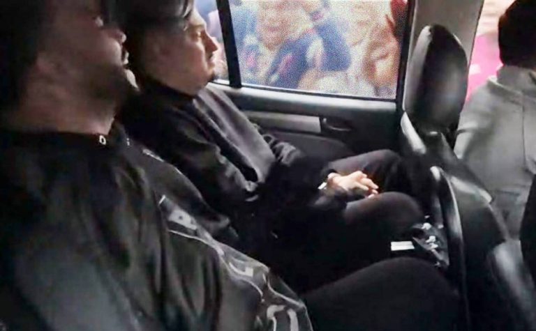 Vídeo mostra Hytalo Santos e marido saindo de delegacia em SP