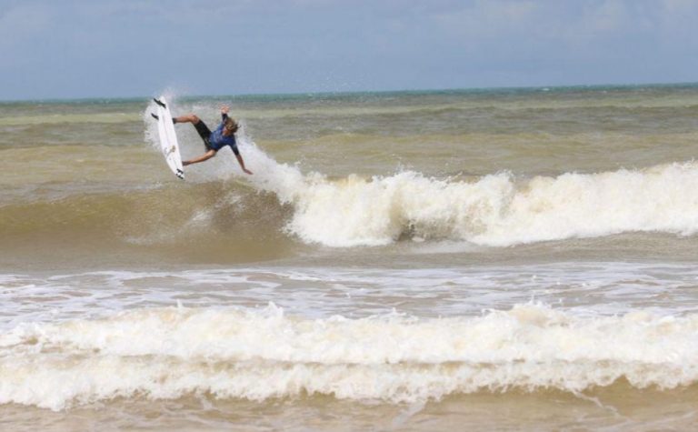 Vila Velha pode se tornar a capital capixaba do surfe