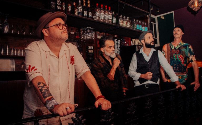 Alma pulsante, blues vibrante: The Junk Joint no Centro de Vitória no fim de semana