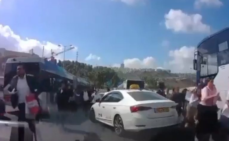 Ataque a tiros em Jerusalém deixa mortos e feridos