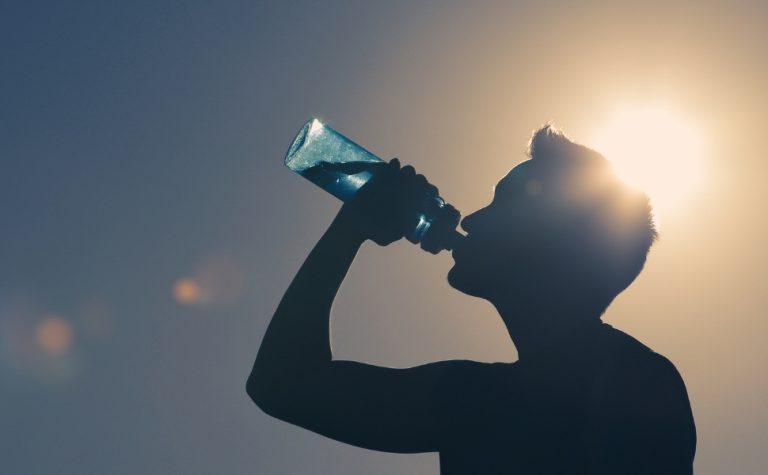 Bebidas adulteradas com metanol causam intoxicação de 9 pessoas em SP