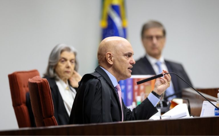 ‘Bolsonaro instigou milhares de pessoas contra o STF’, diz Moraes