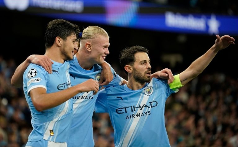 City aproveita expulsão e supera o Napoli em dia do 50º gol de Haaland em Champions