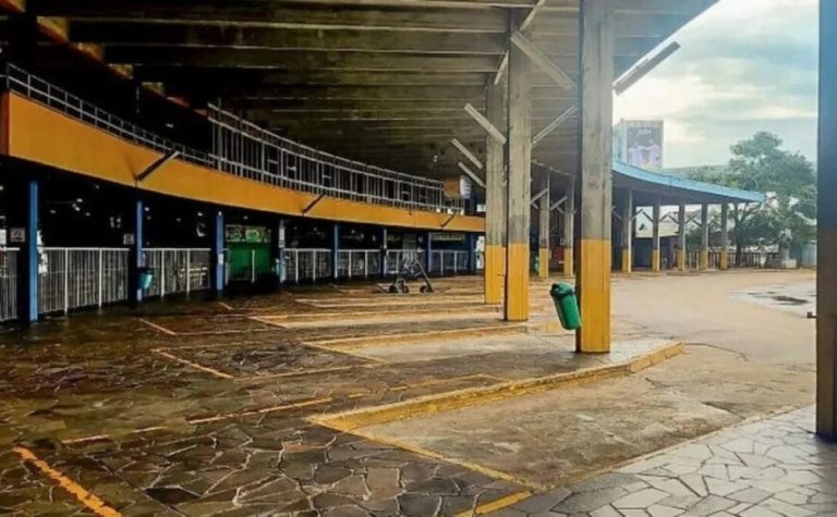 Corpo esquartejado é encontrado em mala na rodoviária de Porto Alegre