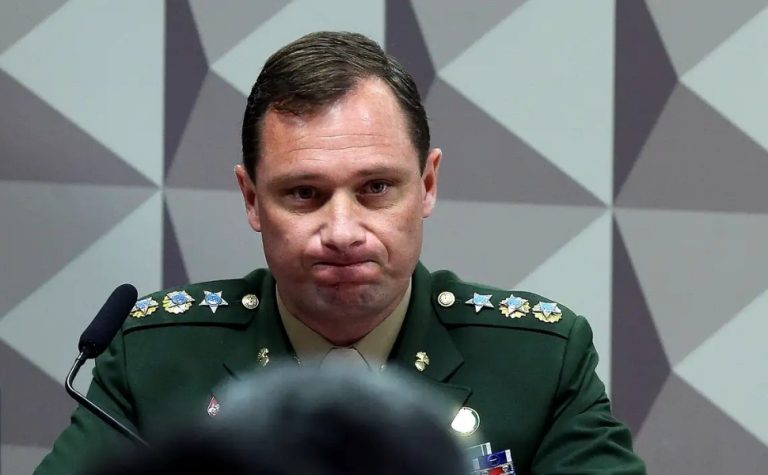 Cármen vota pela validade da delação de Mauro Cid